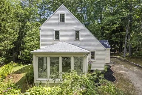 77 Stonebridge Circle Newcastle ME 04553