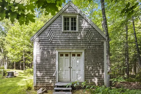 77 Stonebridge Circle Newcastle ME 04553