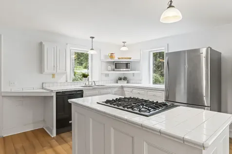 77 Stonebridge Circle Newcastle ME 04553