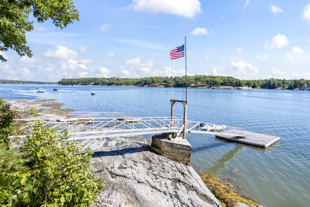 6 Oak Ledge Point Road Harpswell ME 04079