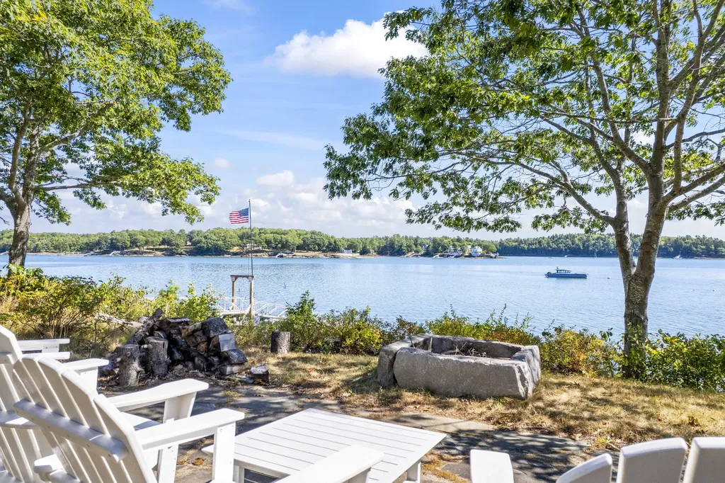 6 Oak Ledge Point Road Harpswell ME 04079