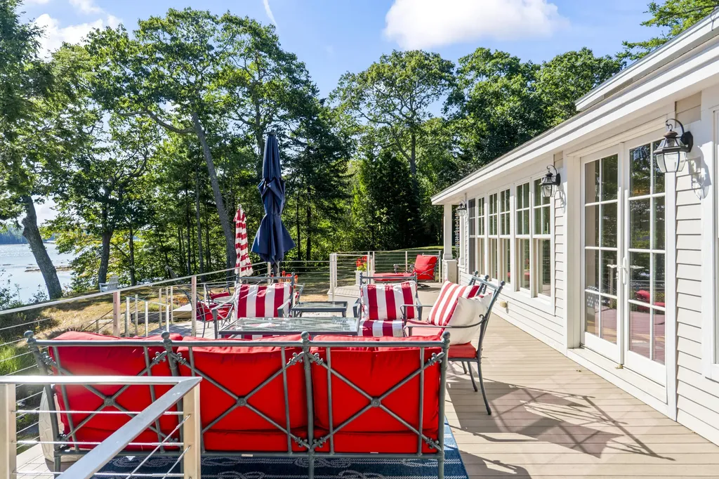 6 Oak Ledge Point Road Harpswell ME 04079