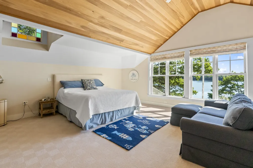 6 Oak Ledge Point Road Harpswell ME 04079