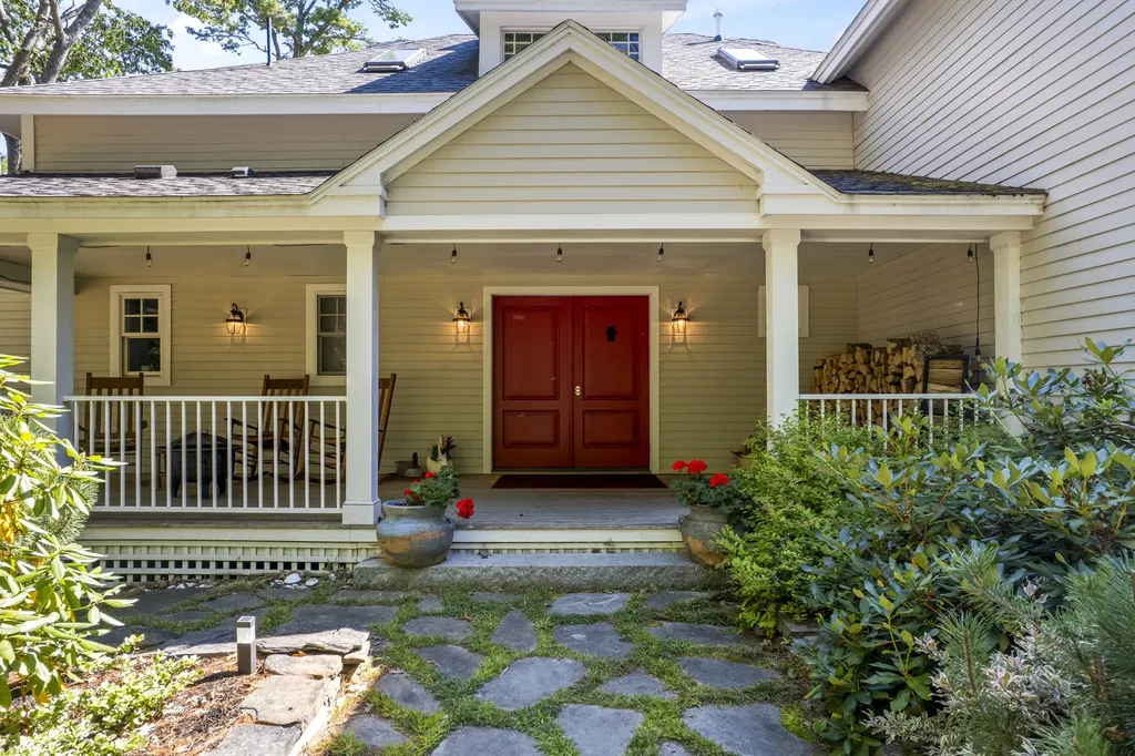 6 Oak Ledge Point Road Harpswell ME 04079