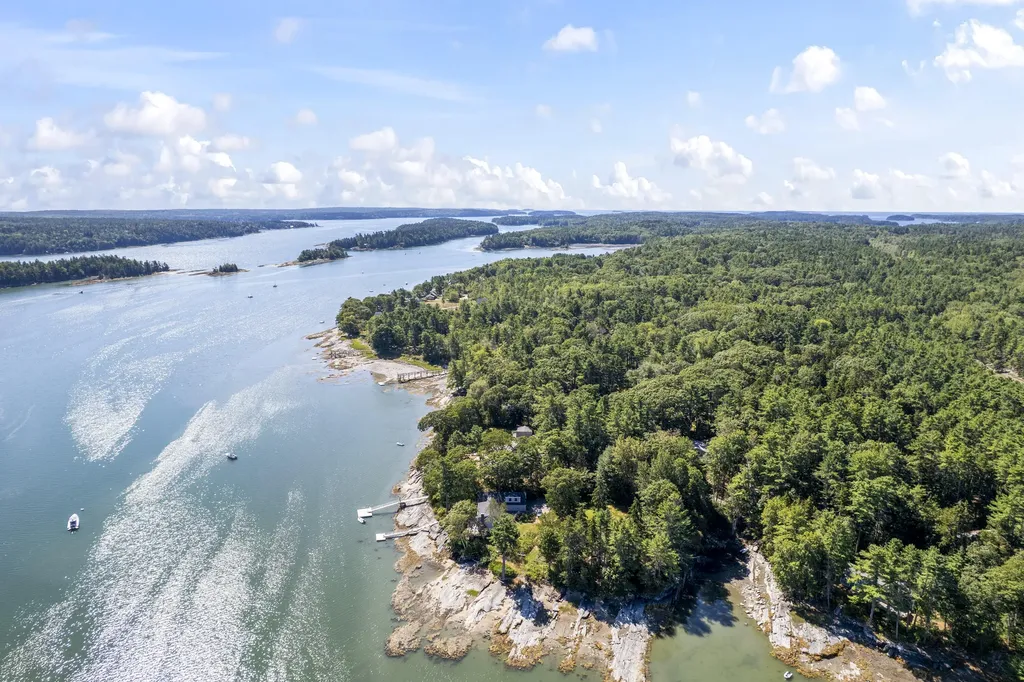6 Oak Ledge Point Road Harpswell ME 04079
