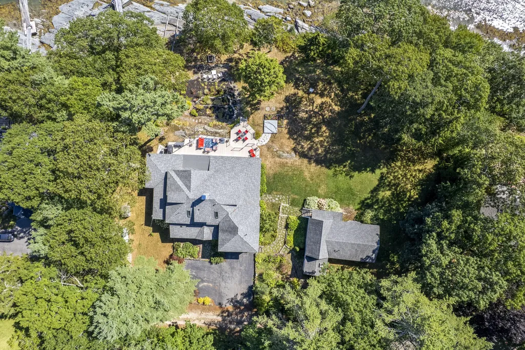 6 Oak Ledge Point Road Harpswell ME 04079