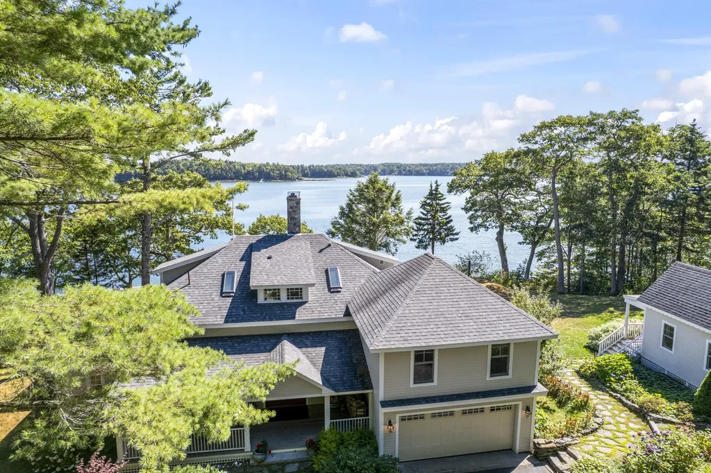 6 Oak Ledge Point Road Harpswell ME 04079