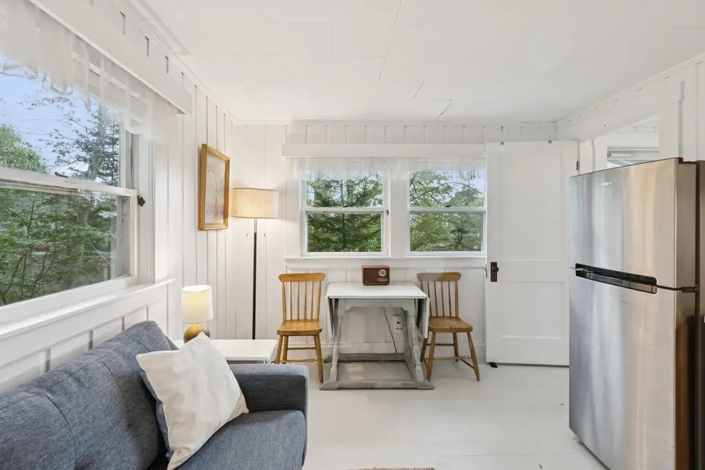 201 Snowball Hill Road Bristol ME 04554