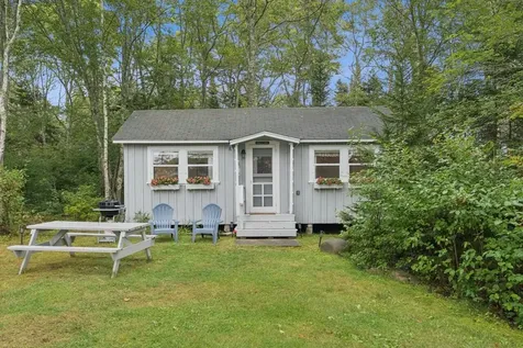 201 Snowball Hill Road Bristol ME 04554