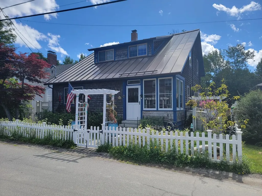 7 Wayman Lane Bar Harbor ME 04609