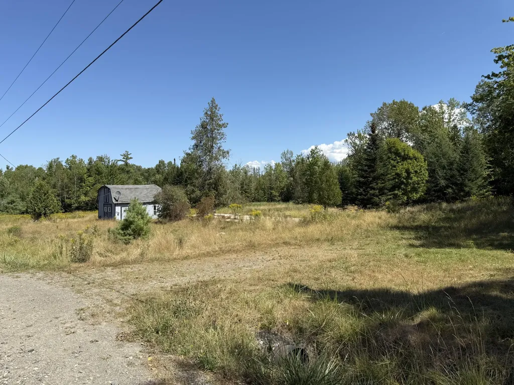 39 Burleigh Road Stetson ME 04488