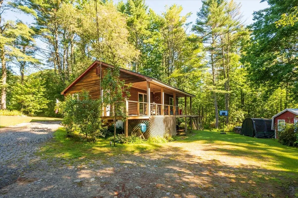 527 Buzzell Hill Road Hope ME 04847