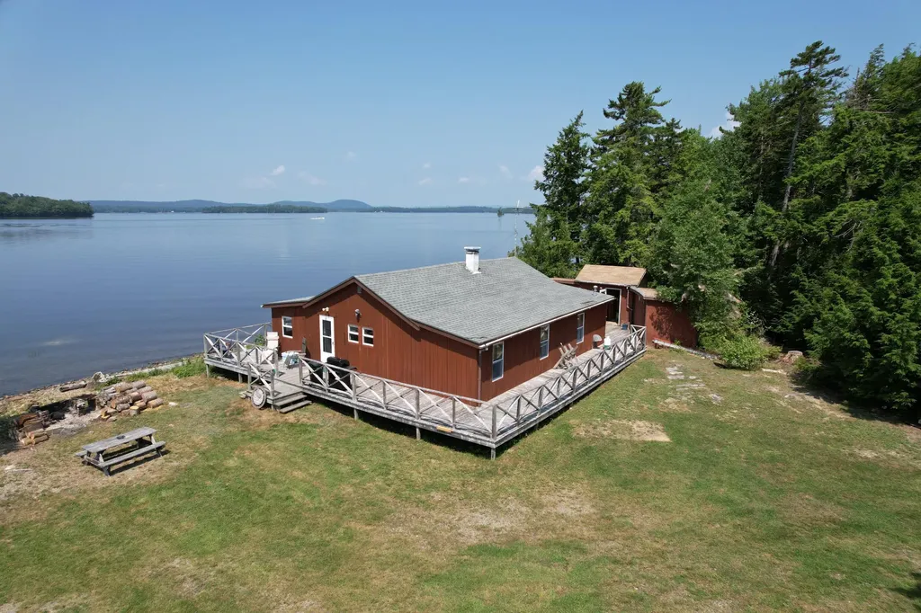 WA033 Sunset Cove Road Big Lake Twp ME 04668