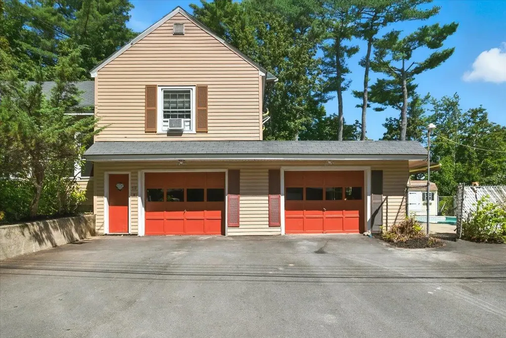 69 Dawes Avenue Auburn ME 04210