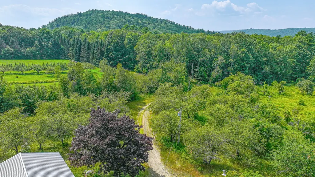112 Hawk Mountain Road Waterford ME 04088