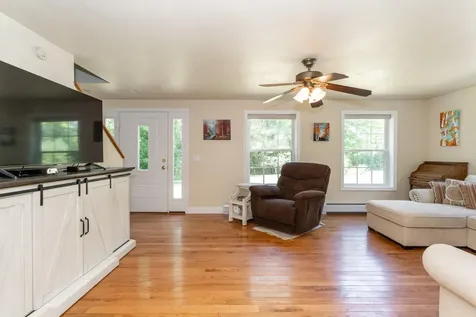 9 Zephyr Hill Windham ME 04062
