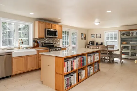 9 Zephyr Hill Windham ME 04062