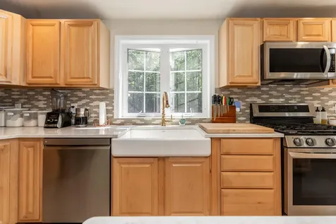 9 Zephyr Hill Windham ME 04062