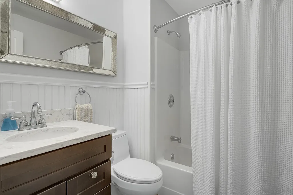 3 Cresfield Terrace Portland ME 04103