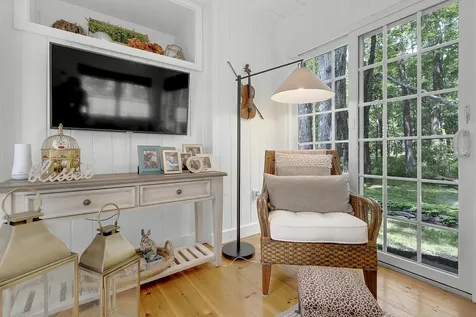 3 Cresfield Terrace Portland ME 04103