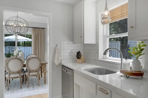 3 Cresfield Terrace Portland ME 04103