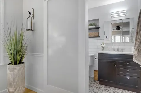 3 Cresfield Terrace Portland ME 04103