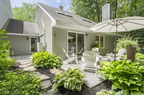 3 Cresfield Terrace Portland ME 04103