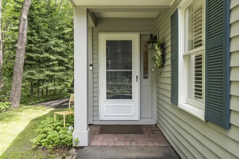 3 Cresfield Terrace Portland ME 04103