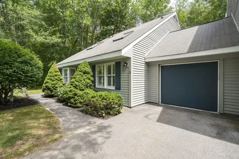 3 Cresfield Terrace Portland ME 04103