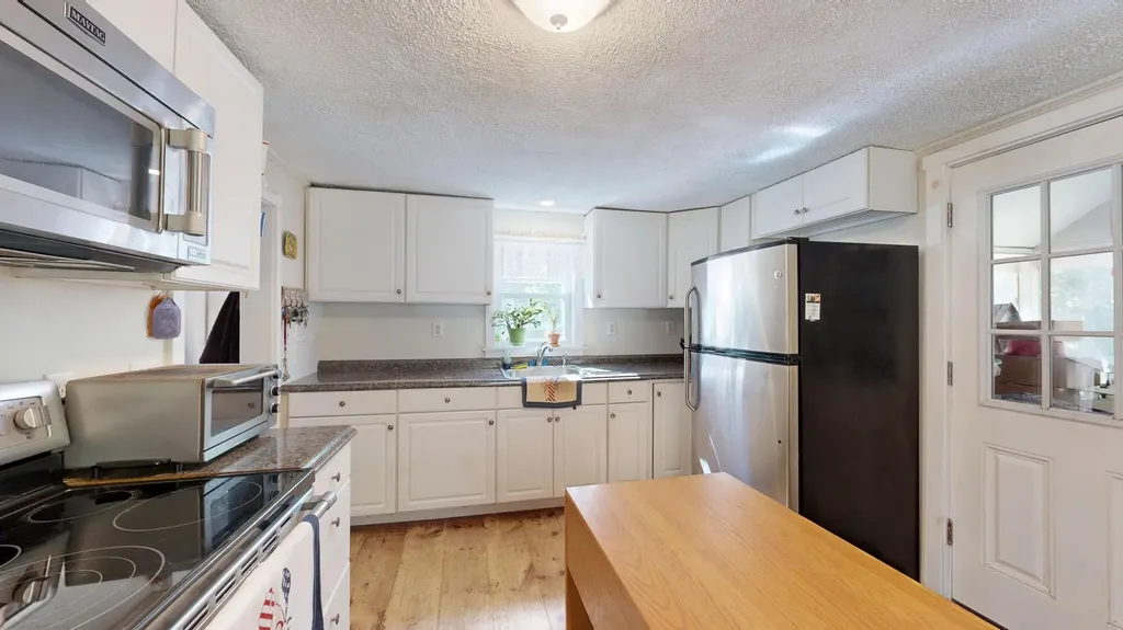 56 Bradeen Road Waterboro ME 04061