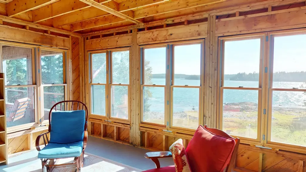 25 Hotel Cove Road Harrington ME 04643