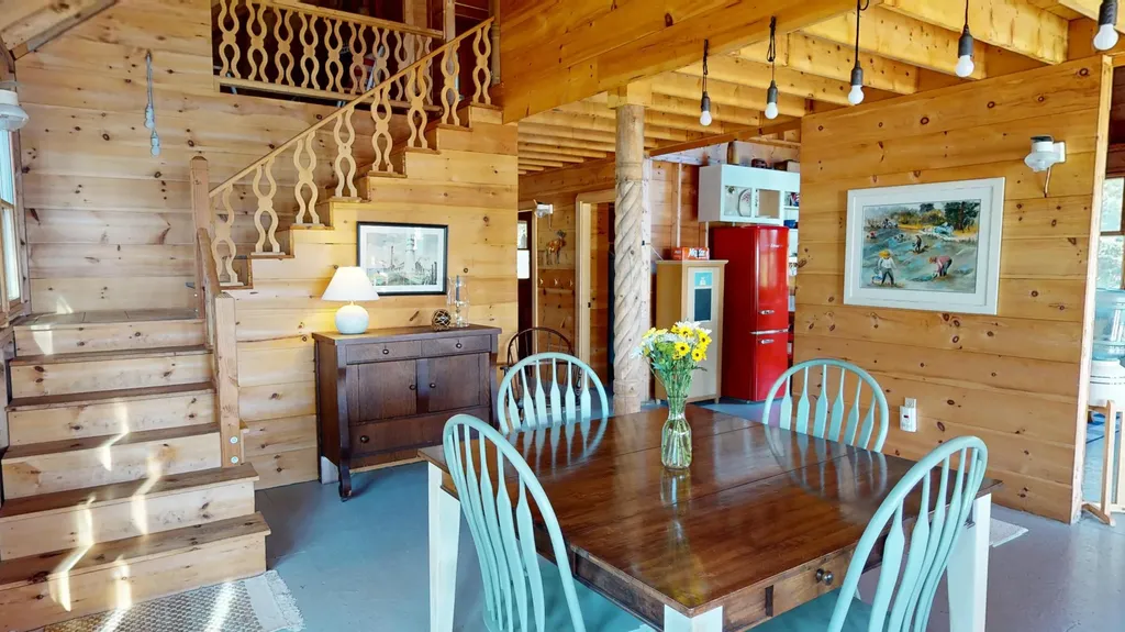 25 Hotel Cove Road Harrington ME 04643