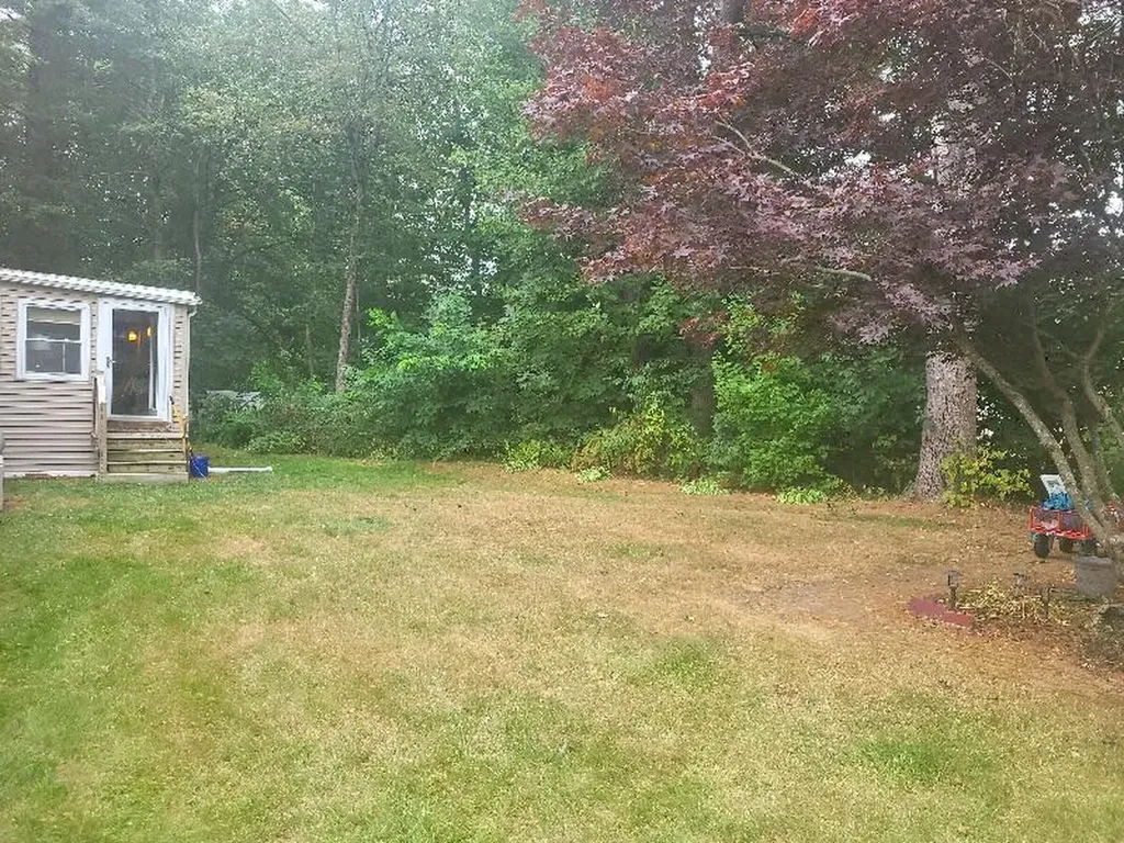 8 Fairview Drive Lisbon ME 04250