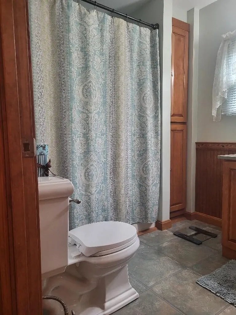 8 Fairview Drive Lisbon ME 04250