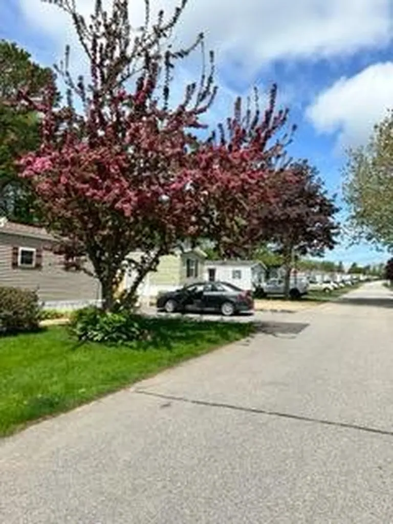 8 Fairview Drive Lisbon ME 04250