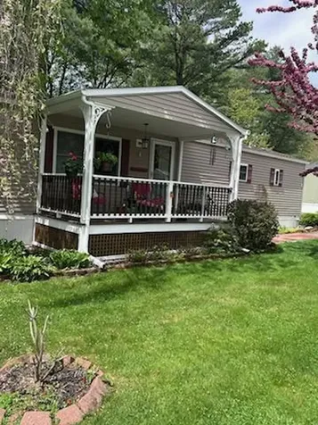 8 Fairview Drive Lisbon ME 04250