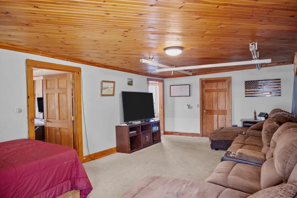 35 Rust Road Gorham ME 04038