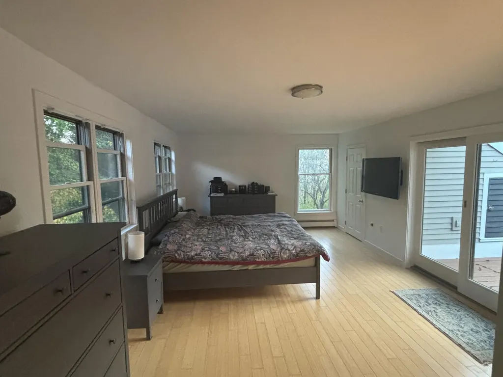 67 Field Road Falmouth ME 04105