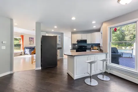 67 Field Road Falmouth ME 04105