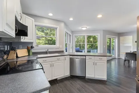 67 Field Road Falmouth ME 04105