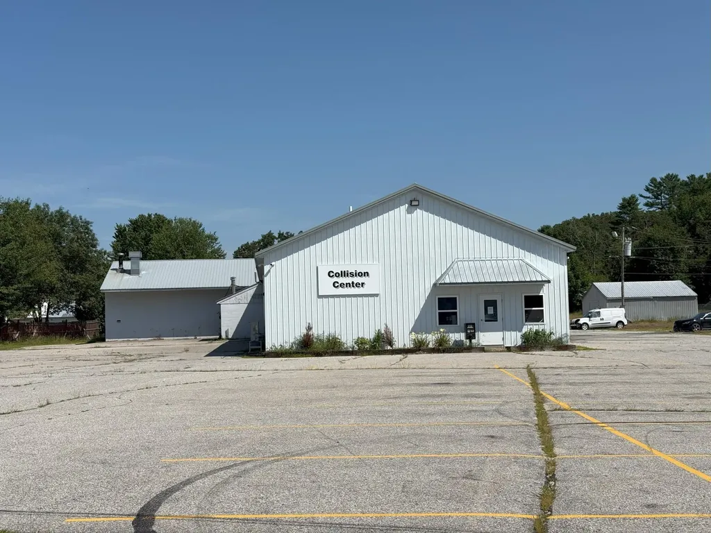 209 Main Street Paris ME 04281