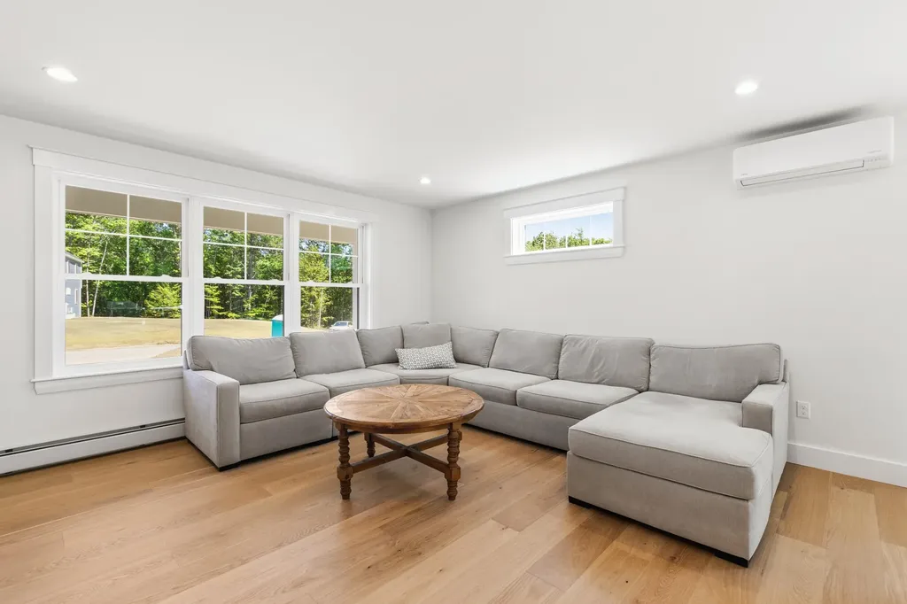 62 Woodcock Drive Gray ME 04039