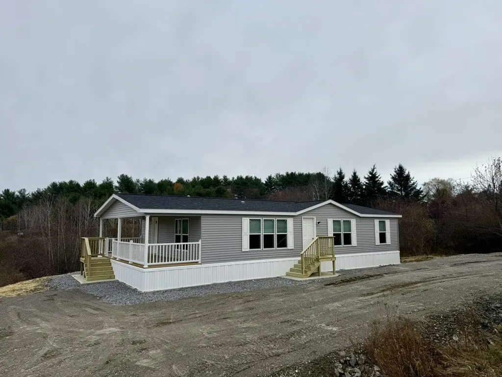 83 Mt Vernon Road Augusta ME 04330