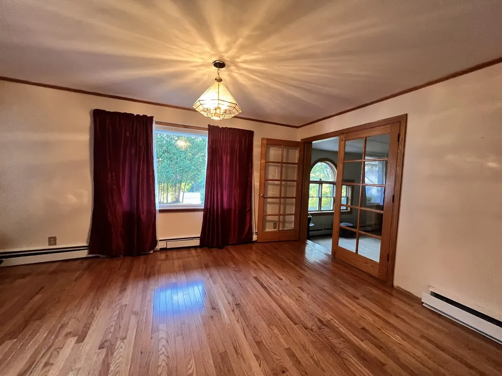 1068 Main Road Eddington ME 04428