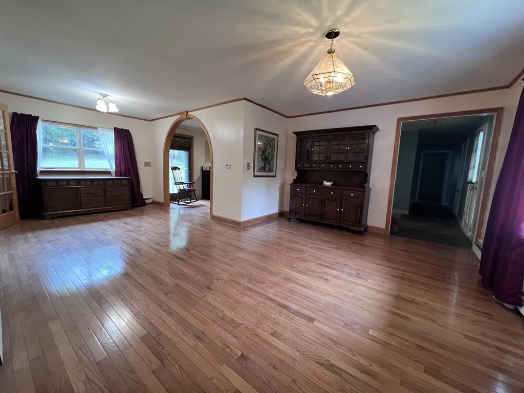 1068 Main Road Eddington ME 04428