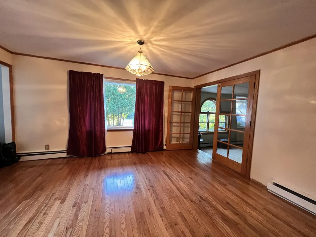 1068 Main Road Eddington ME 04428