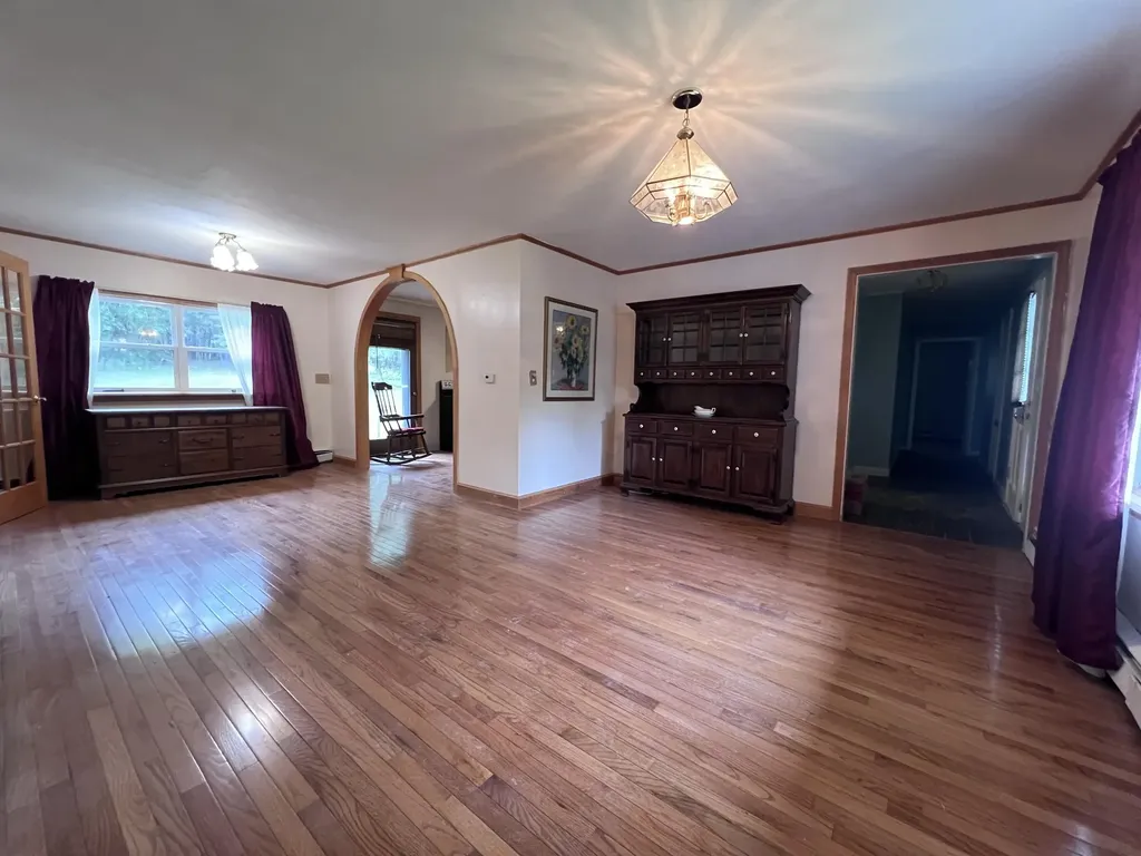 1068 Main Road Eddington ME 04428
