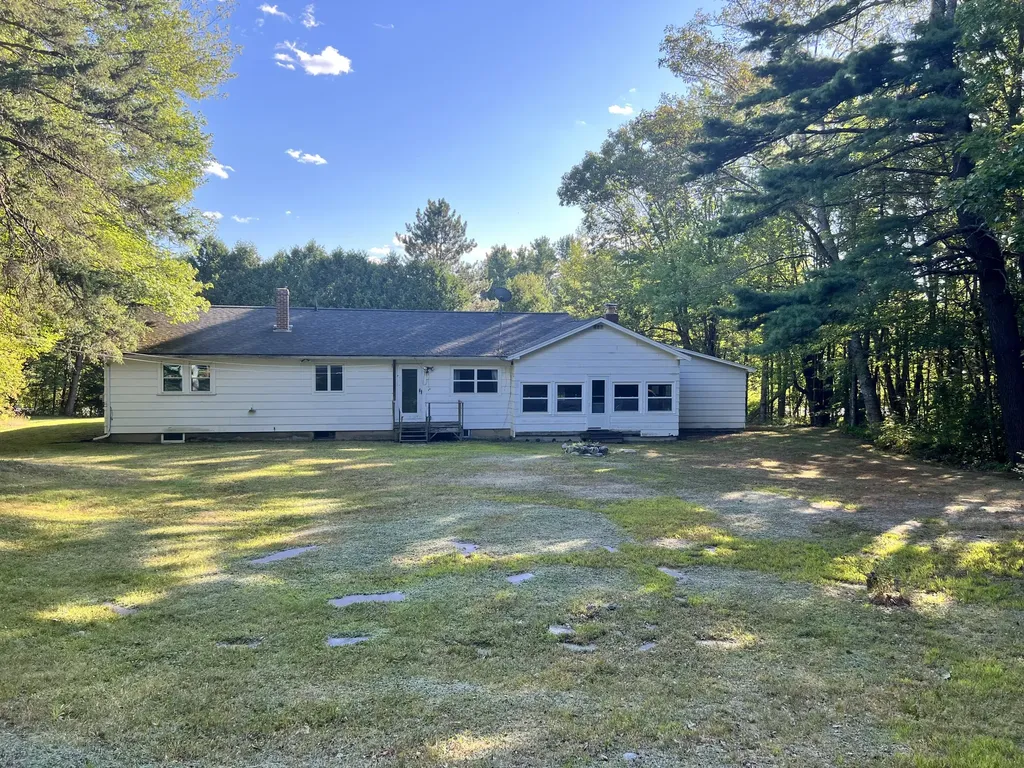 1068 Main Road Eddington ME 04428