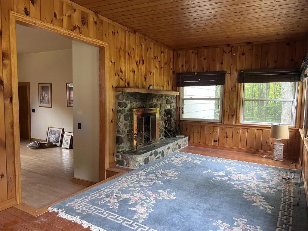 1068 Main Road Eddington ME 04428