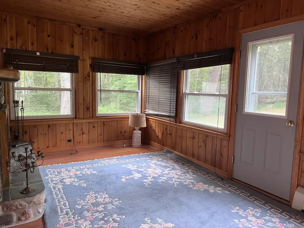 1068 Main Road Eddington ME 04428